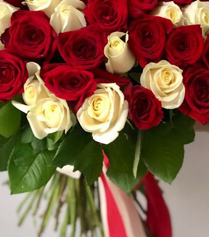 Bouquet 100 Rosas. - Flores a Domicilio 2