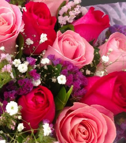 Bouquet con 12 Rosas - Flores a Domicilio 2