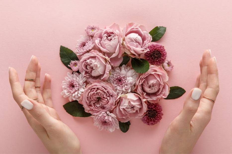 Flores que simbolizan la fuerza femenina.