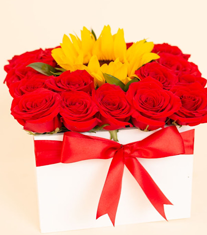 rosas rojas y girasol  - Flores a Domicilio 2